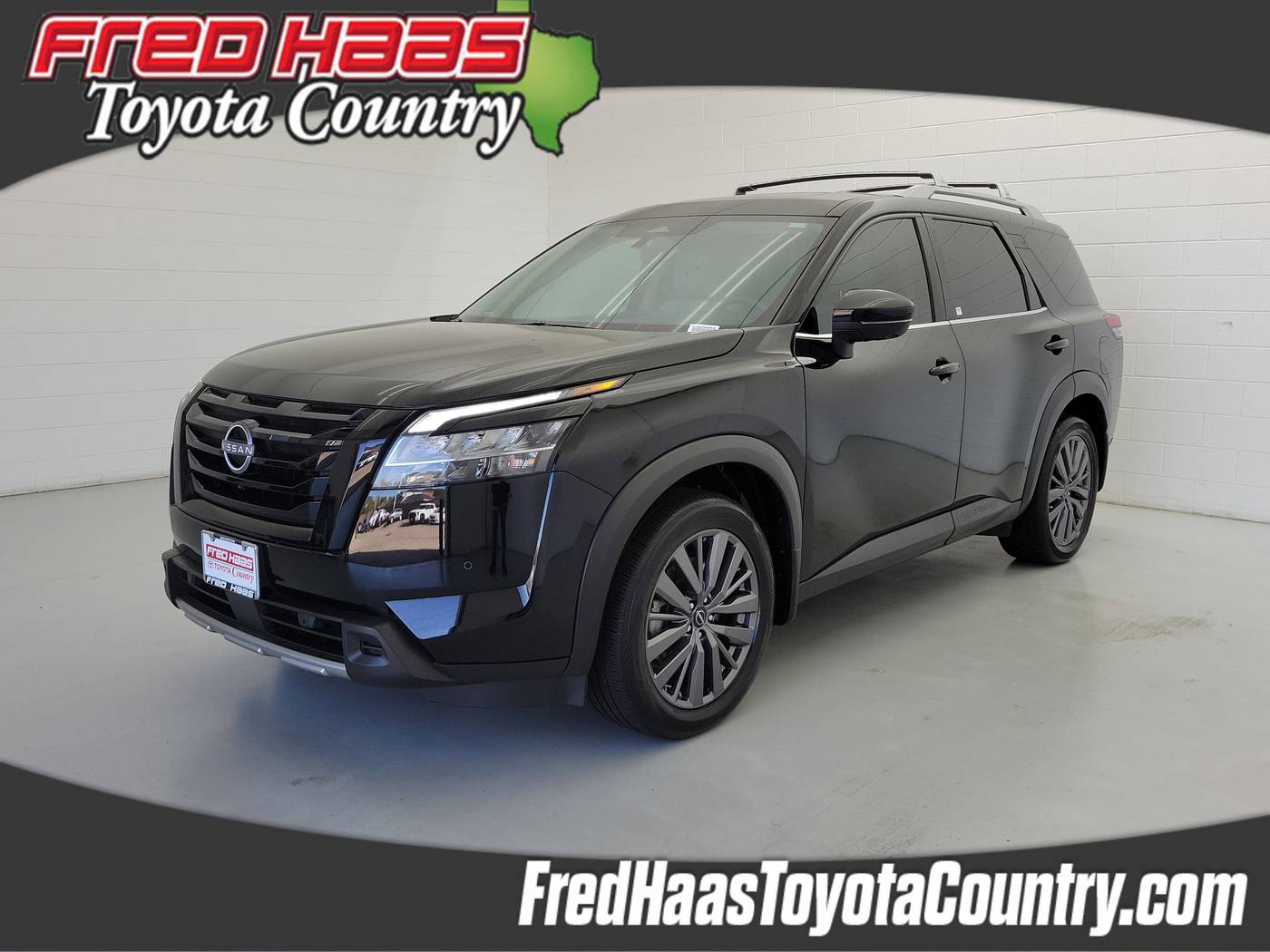 2024 Nissan Pathfinder SL — SUV — 27,821 mi — Houston, TX