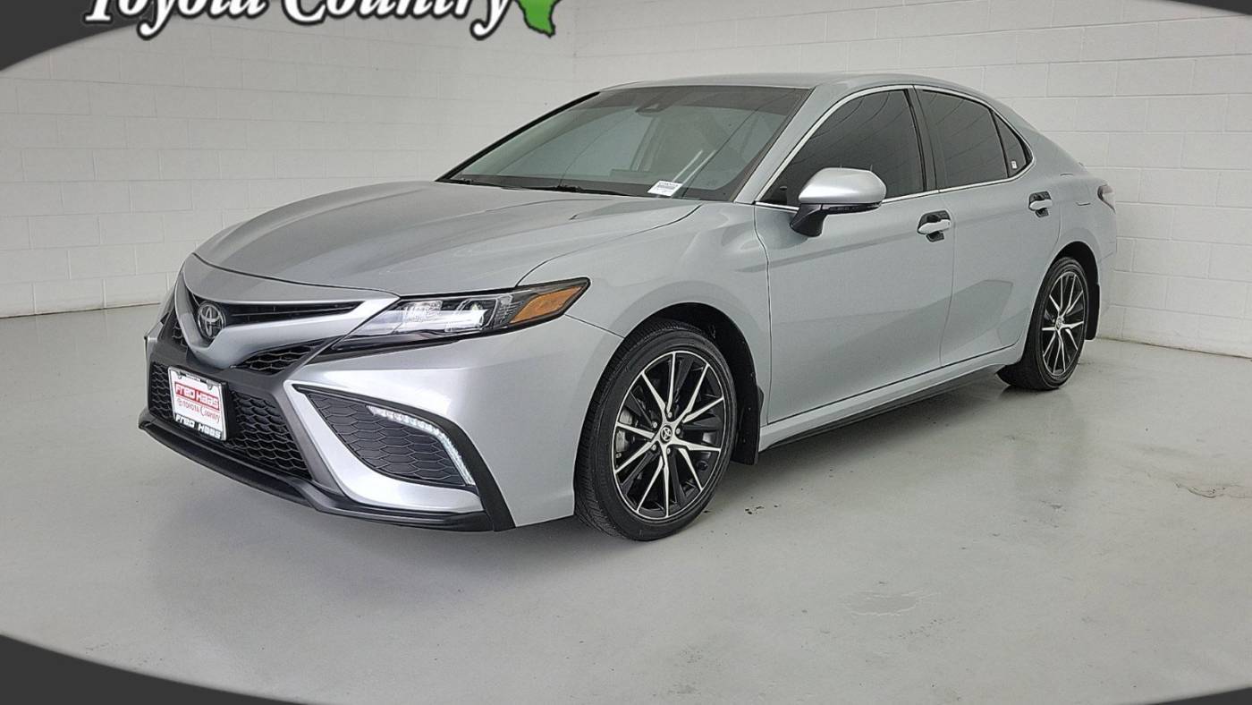 2023 Toyota Camry SE — Sedan — 30,132 mi — Houston, TX