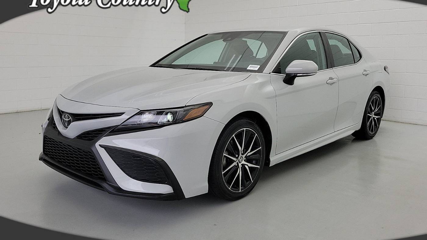2022 Toyota Camry SE — Sedan — 56,015 mi — Houston, TX