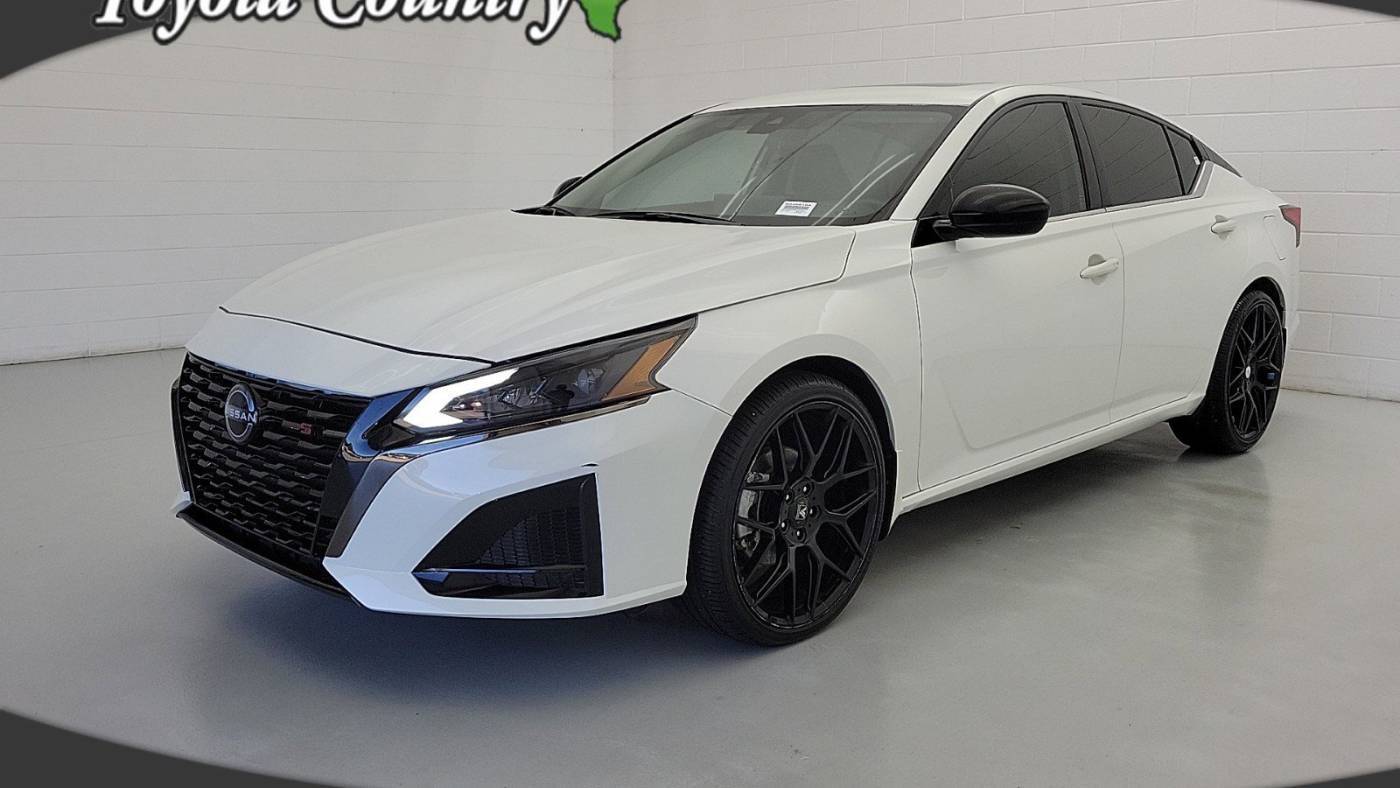 2023 Nissan Altima SR — Sedan — 41,232 mi — Houston, TX
