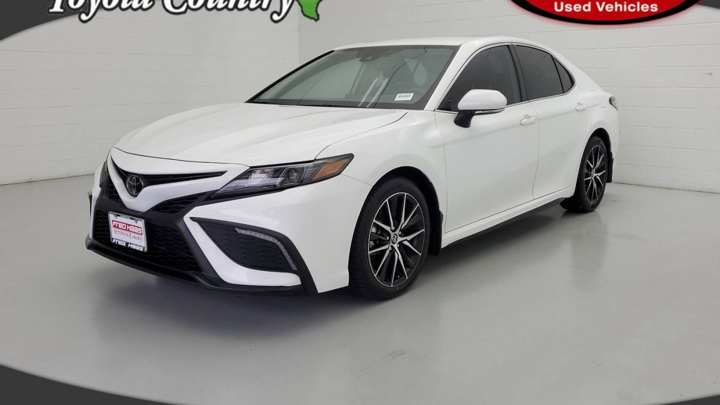 2023 Toyota Camry SE — Sedan — 31,893 mi — Houston, TX