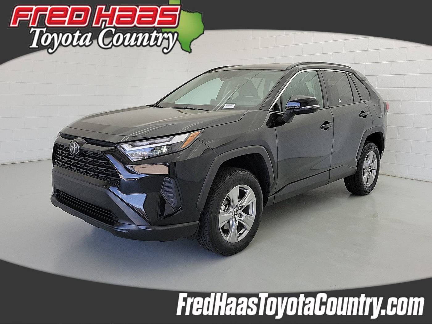2024 Toyota RAV4 XLE — SUV — 21,659 mi — Houston, TX