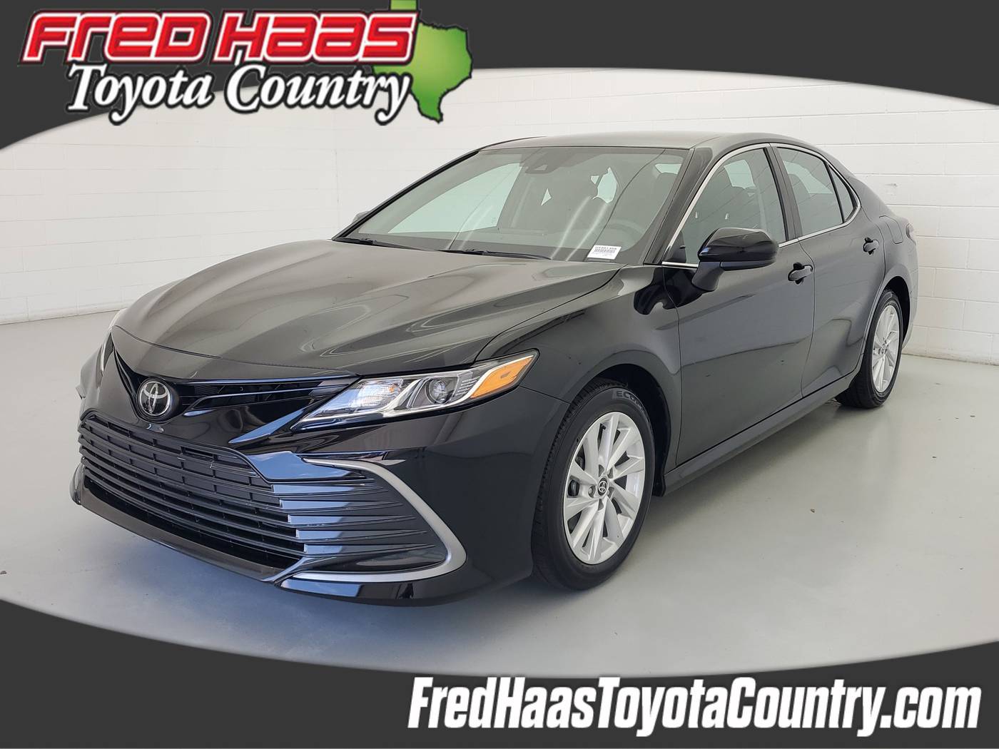 2024 Toyota Camry LE — Sedan — 29,788 mi — Houston, TX
