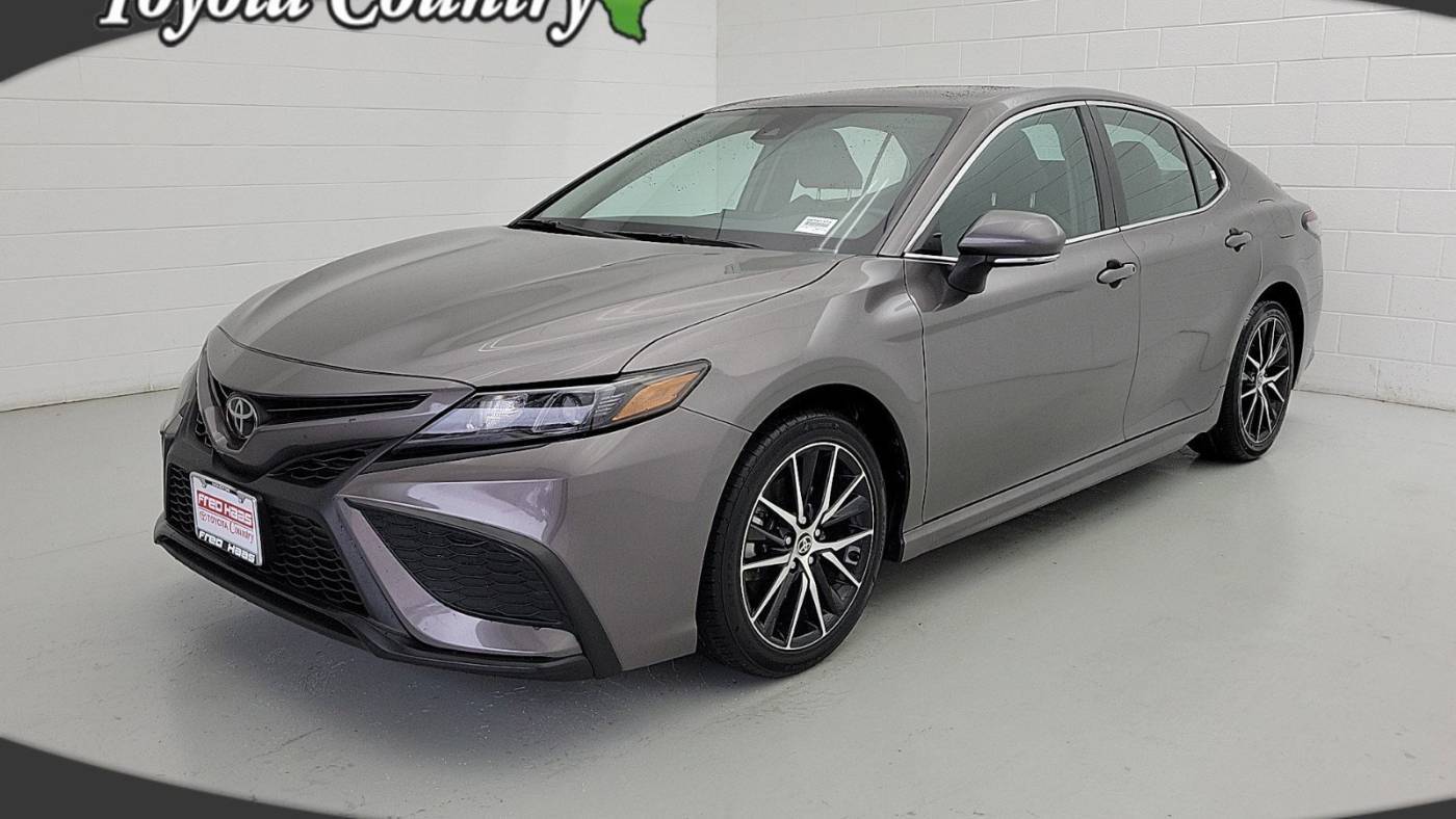 2022 Toyota Camry SE — Sedan — 53,209 mi — Houston, TX