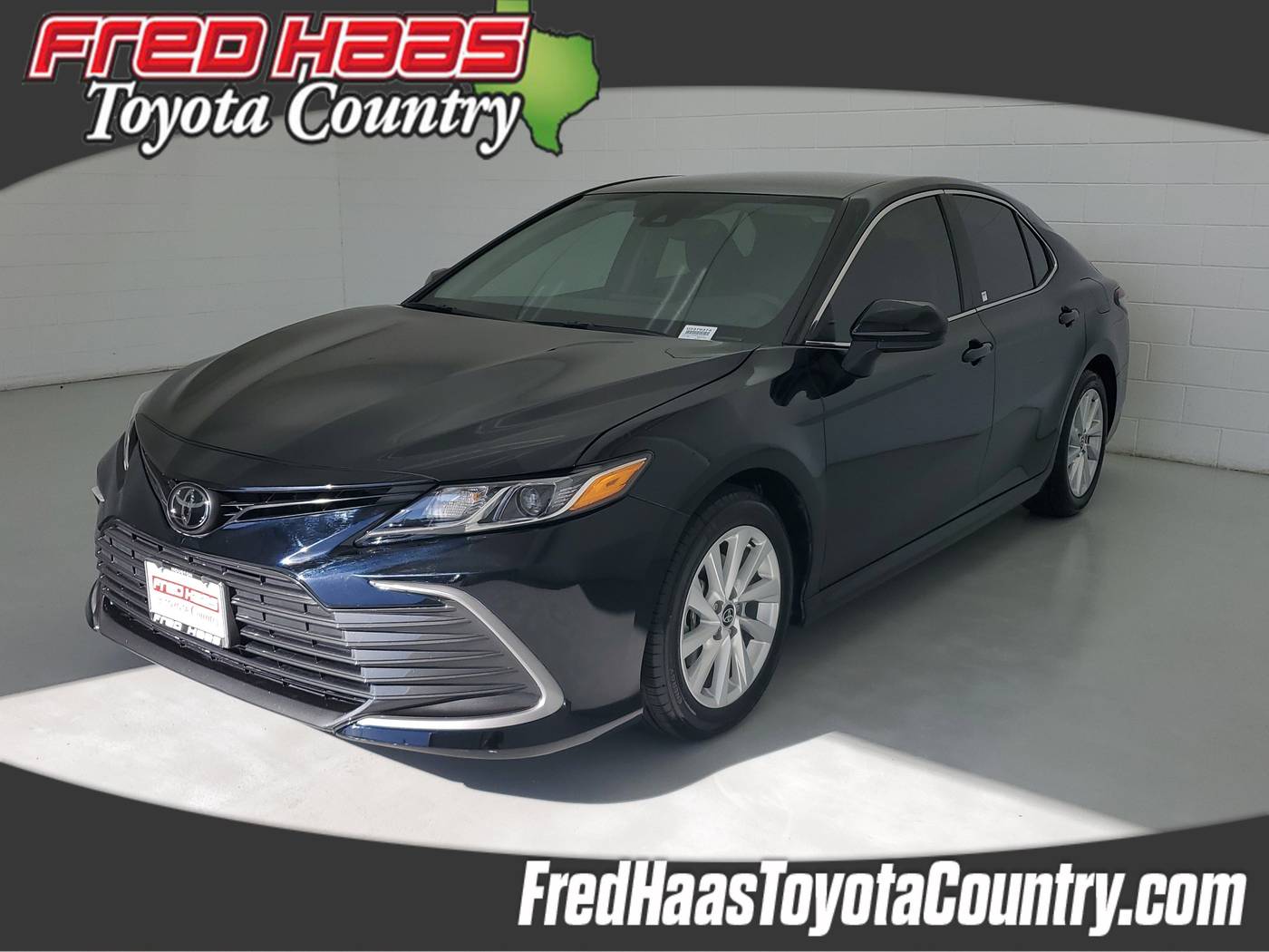 2024 Toyota Camry LE — Sedan — 19,333 mi — Houston, TX