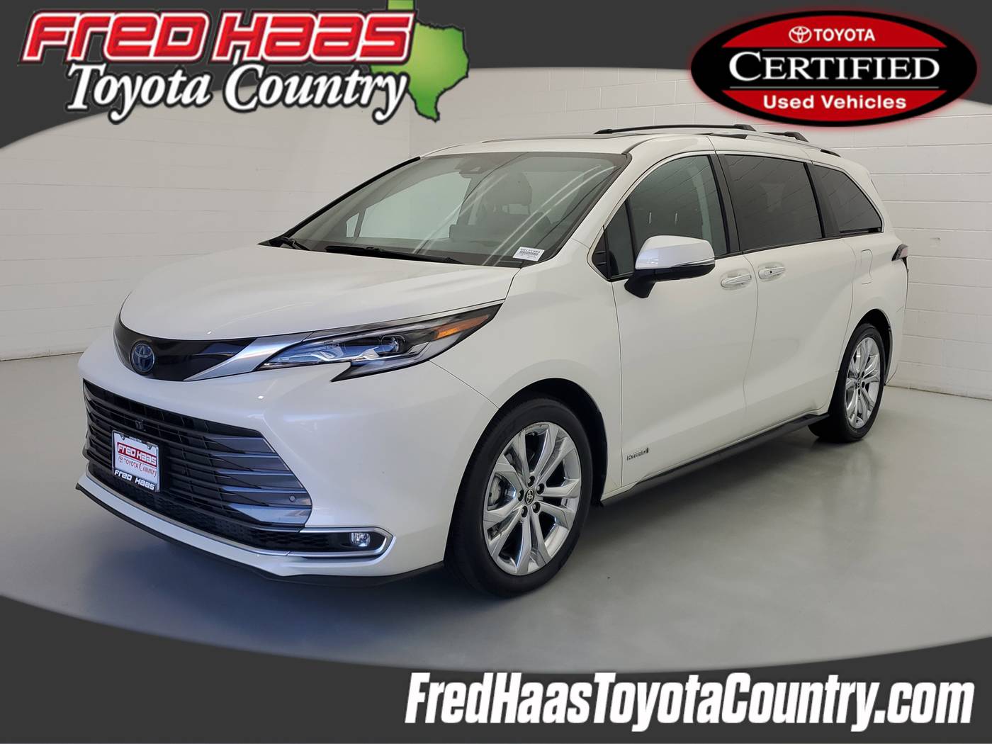 2021 Toyota Sienna Platinum — Minivan — 50,878 mi — Houston, TX