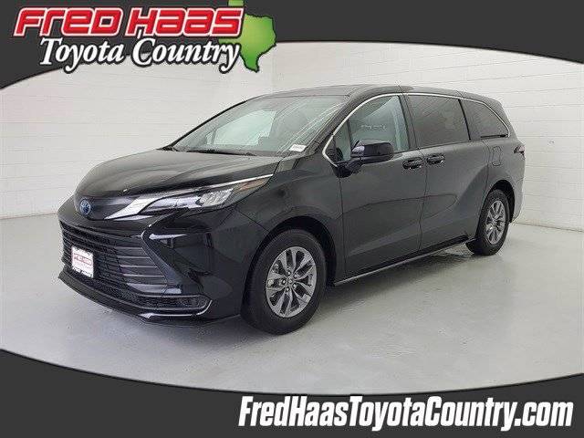 2024 Toyota Sienna LE — Minivan — 29,459 mi — Houston, TX