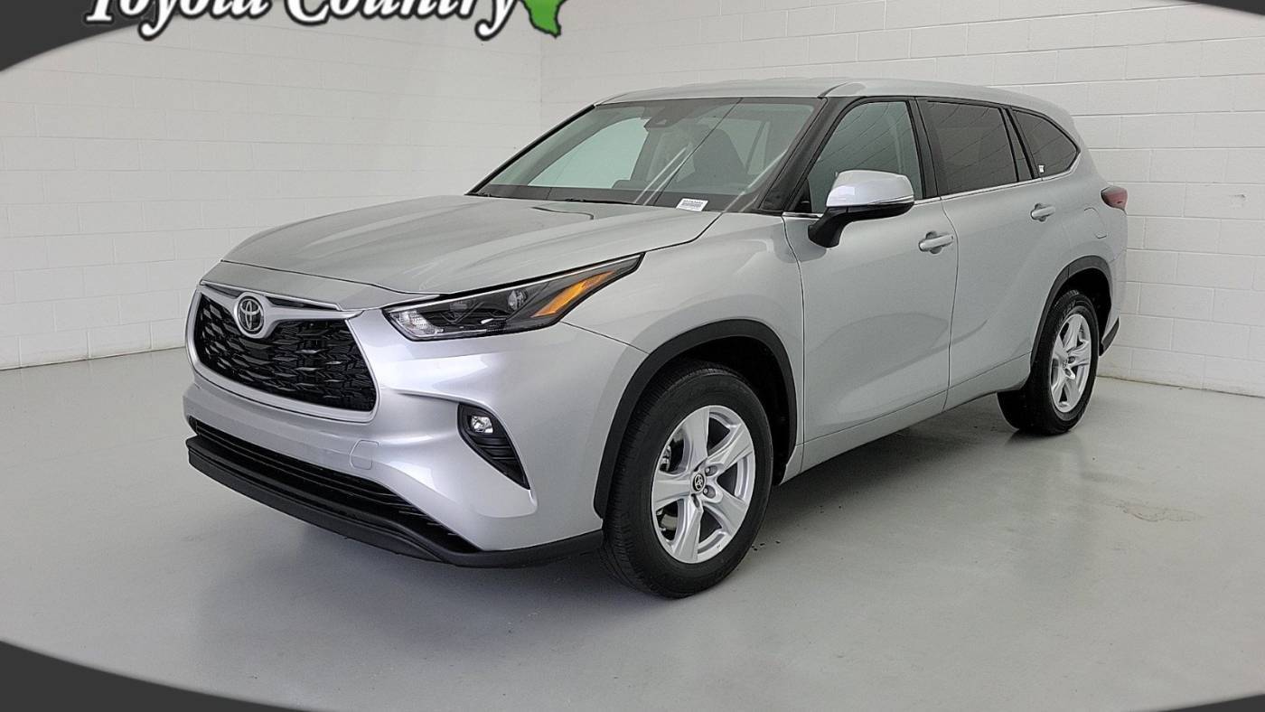 2024 Toyota Highlander LE — SUV — 24,105 mi — Houston, TX