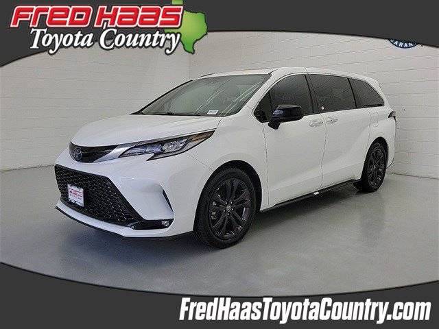 2023 Toyota Sienna XSE — Minivan — 47,037 mi — Houston, TX