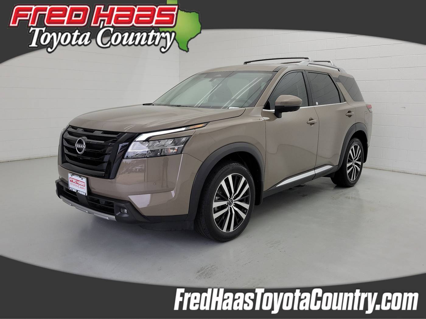 2023 Nissan Pathfinder Platinum — SUV — 21,774 mi — Houston, TX