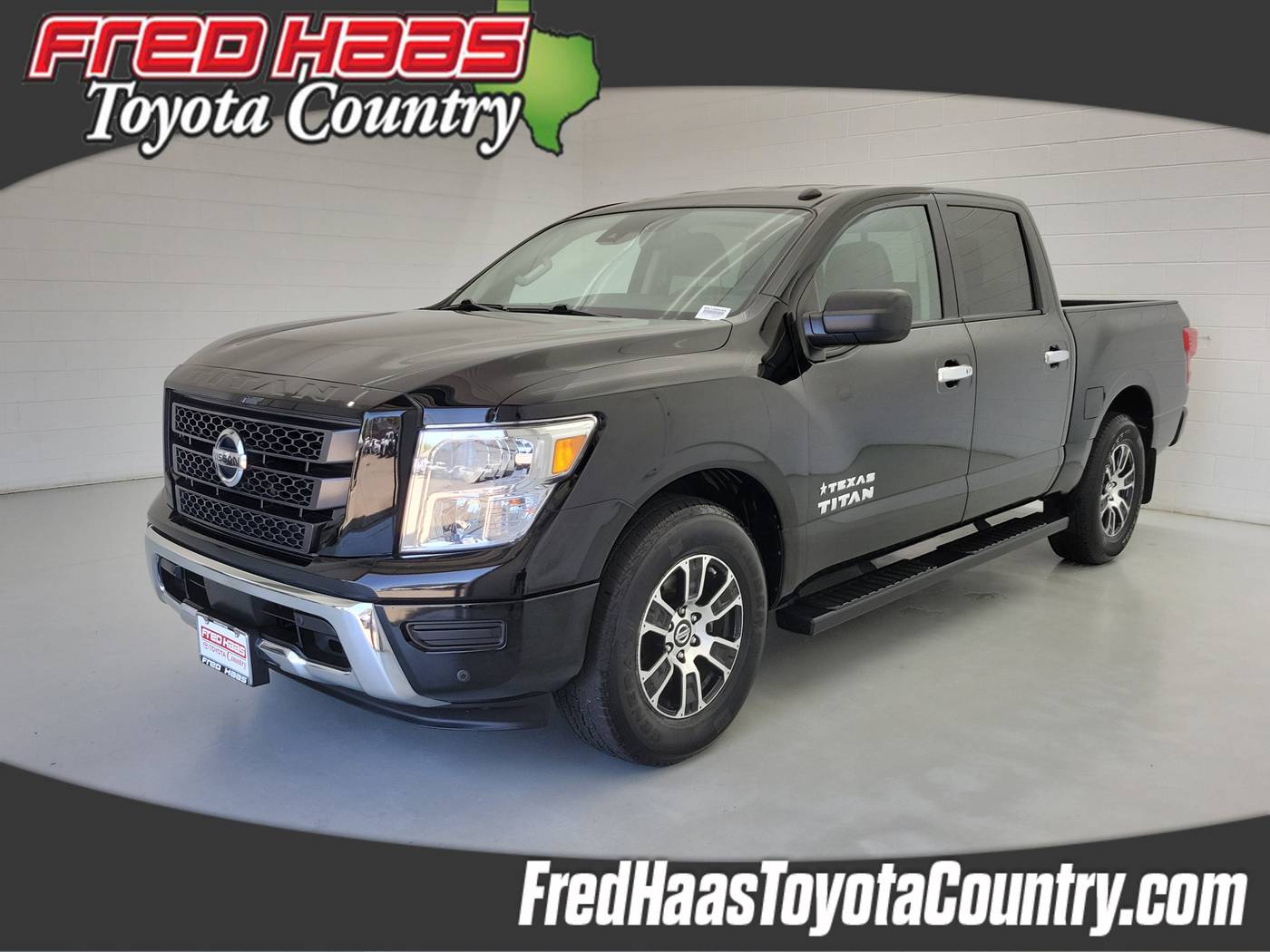 2021 Nissan Titan SV — Pickup Truck — 49,620 mi — Houston, TX