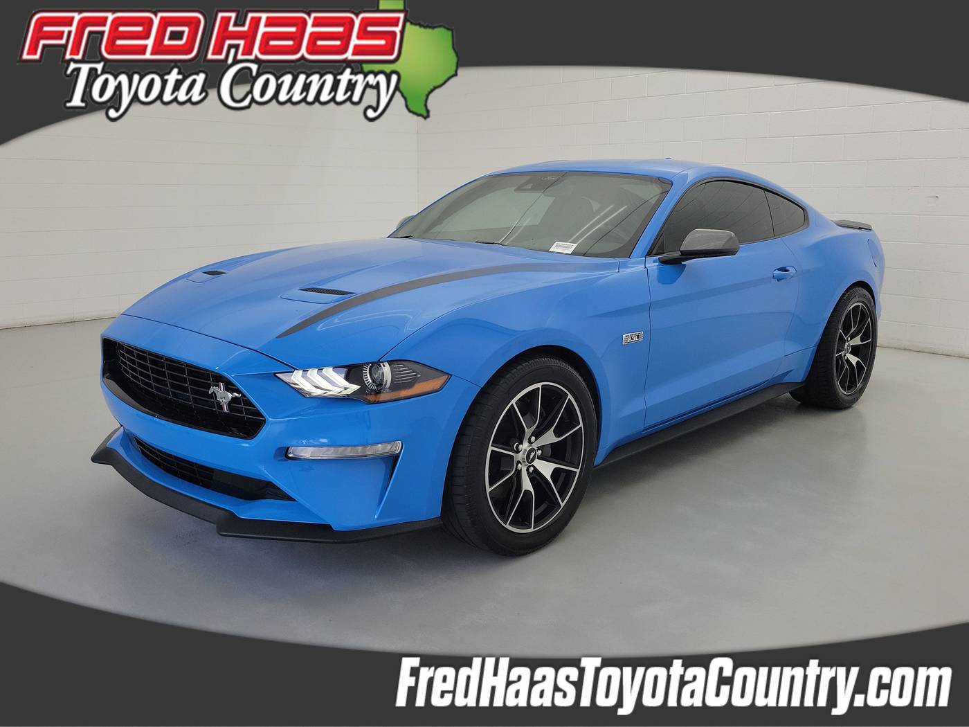 2022 Ford Mustang EcoBoost — Coupe — 21,420 mi — Houston, TX