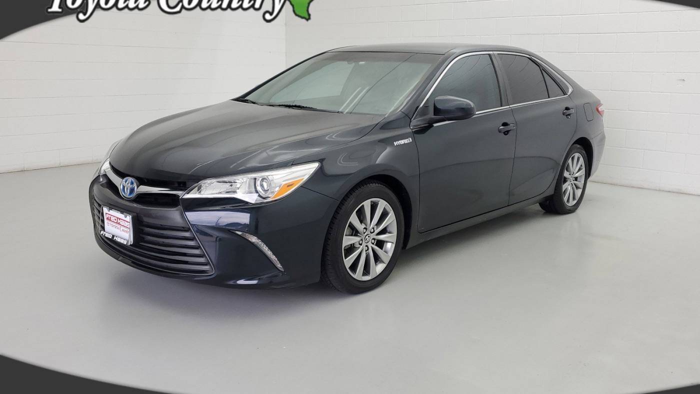 2016 Toyota Camry Hybrid XLE — Sedan — 120,941 mi — Houston, TX