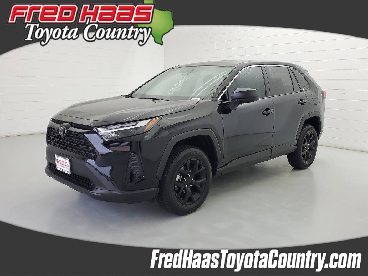 2024 Toyota RAV4 LE — SUV — 1,876 mi — Houston, TX