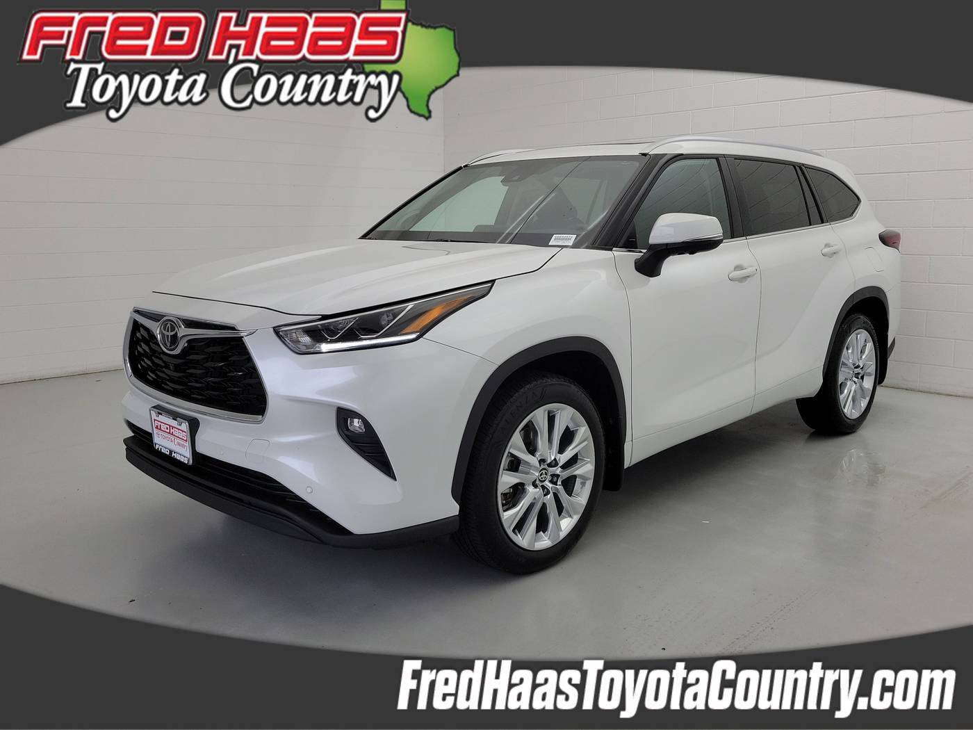 2024 Toyota Highlander XLE — SUV — 17,341 mi — Houston, TX