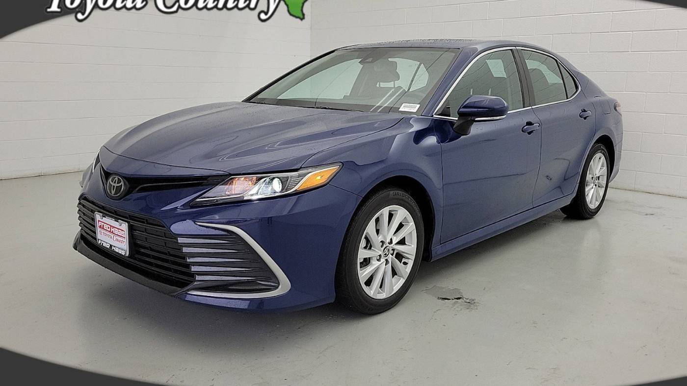 2024 Toyota Camry LE — Sedan — 35,013 mi — Houston, TX