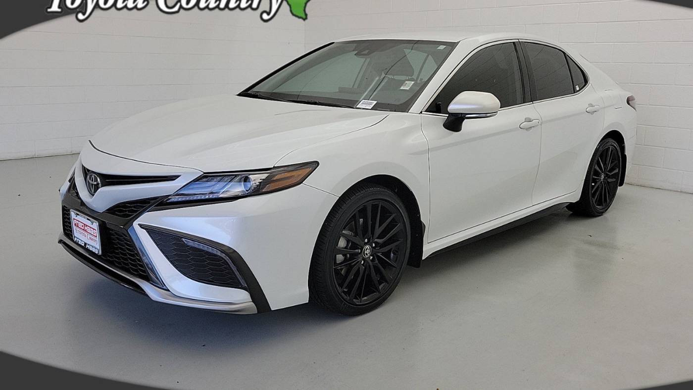 2022 Toyota Camry XSE — Sedan — 32,359 mi — Houston, TX