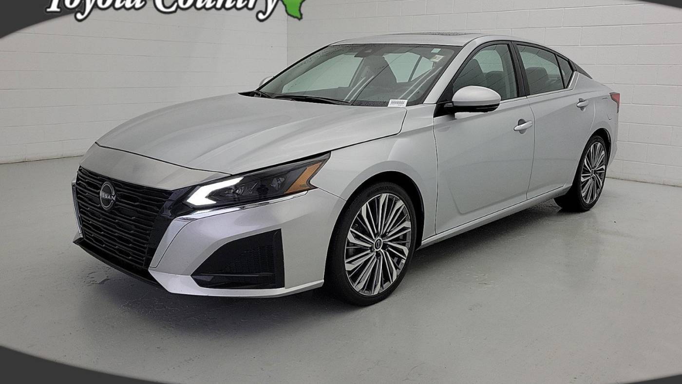 2023 Nissan Altima SL — Sedan — 35,925 mi — Houston, TX