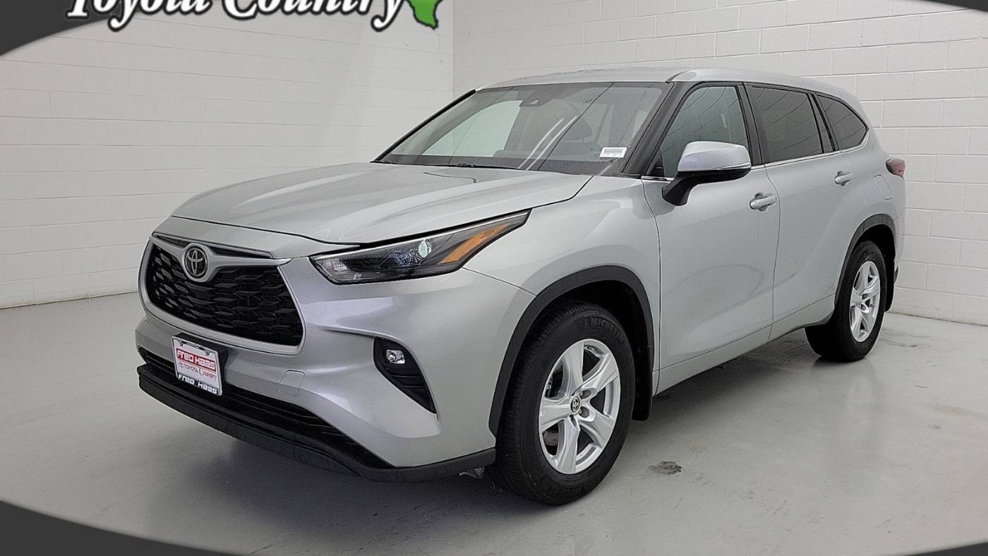 2024 Toyota Highlander LE — SUV — 27,039 mi — Houston, TX