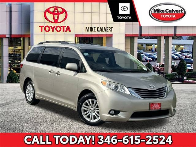 2015 Toyota Sienna XLE — Minivan — 120,168 mi — Houston, TX