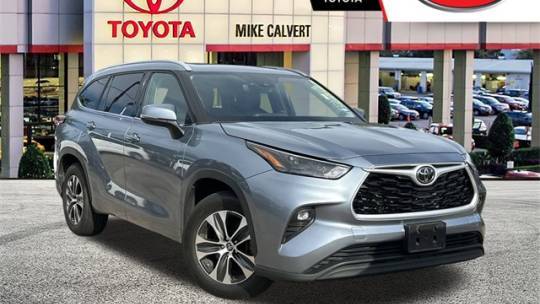 2022 Toyota Highlander XLE — SUV — 54,794 mi — Houston, TX
