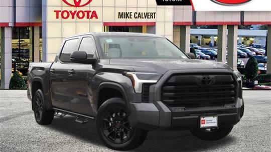 2025 Toyota Tundra SR5 — Pickup Truck — 2,921 mi — Houston, TX
