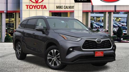 2021 Toyota Highlander XLE — SUV — 68,295 mi — Houston, TX