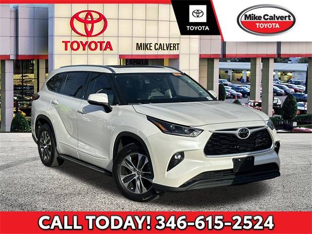 2021 Toyota Highlander XLE — SUV — 22,122 mi — Houston, TX