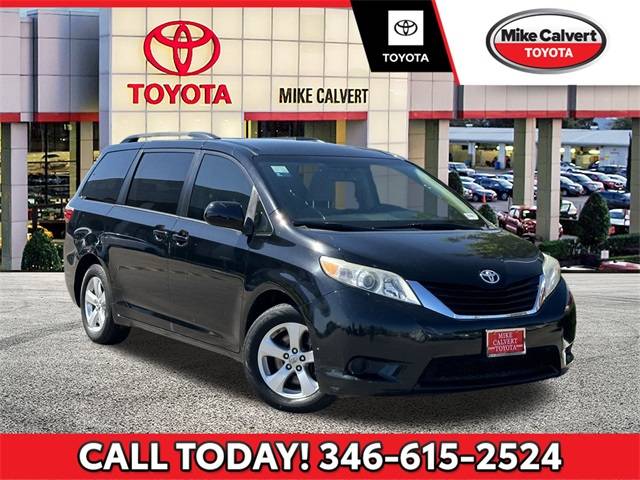 2016 Toyota Sienna LE — Minivan — 122,894 mi — Houston, TX