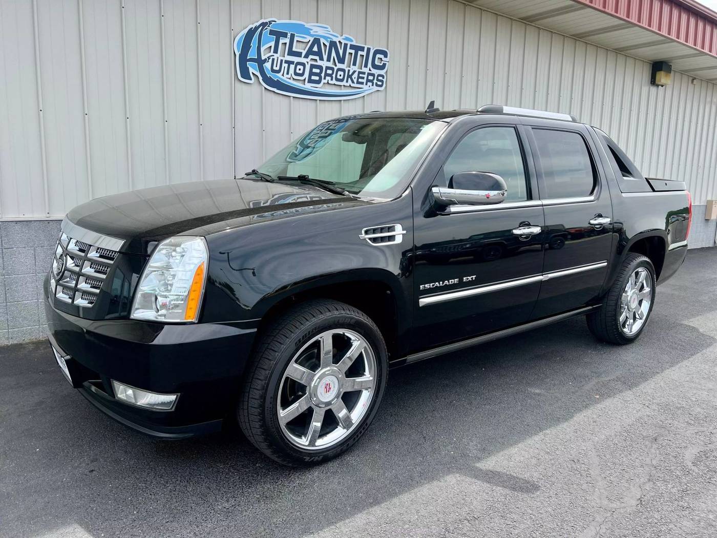 2011 Cadillac Escalade EXT Premium — Pickup Truck — 108,252 mi — Harrington, DE