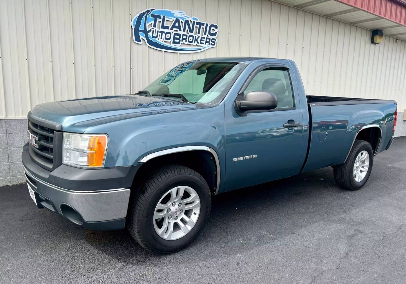 2010 GMC Sierra 1500 Work Truck — Pickup Truck — 86,460 mi — Harrington, DE