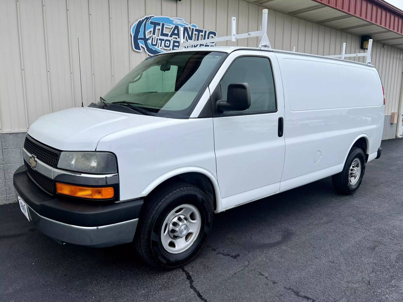 2015 Chevrolet Express Cargo Van Base — Cargo Van — 120,742 mi — Harrington, DE