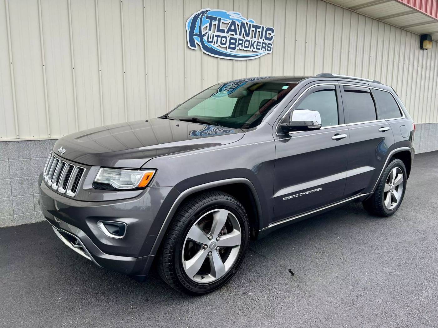 2014 Jeep Grand Cherokee Overland — SUV — 82,288 mi — Harrington, DE