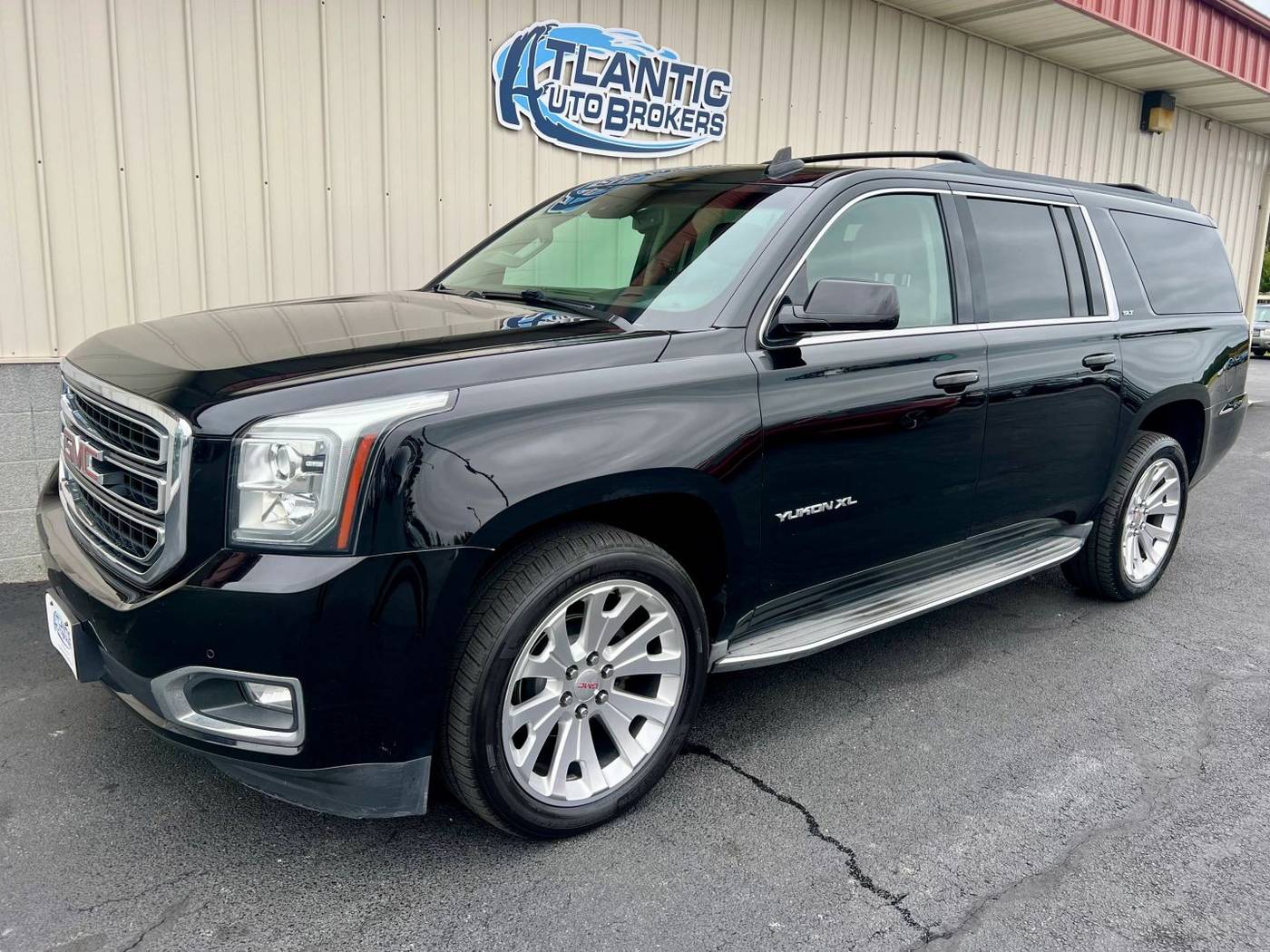 2015 GMC Yukon SLT — SUV — 145,558 mi — Harrington, DE