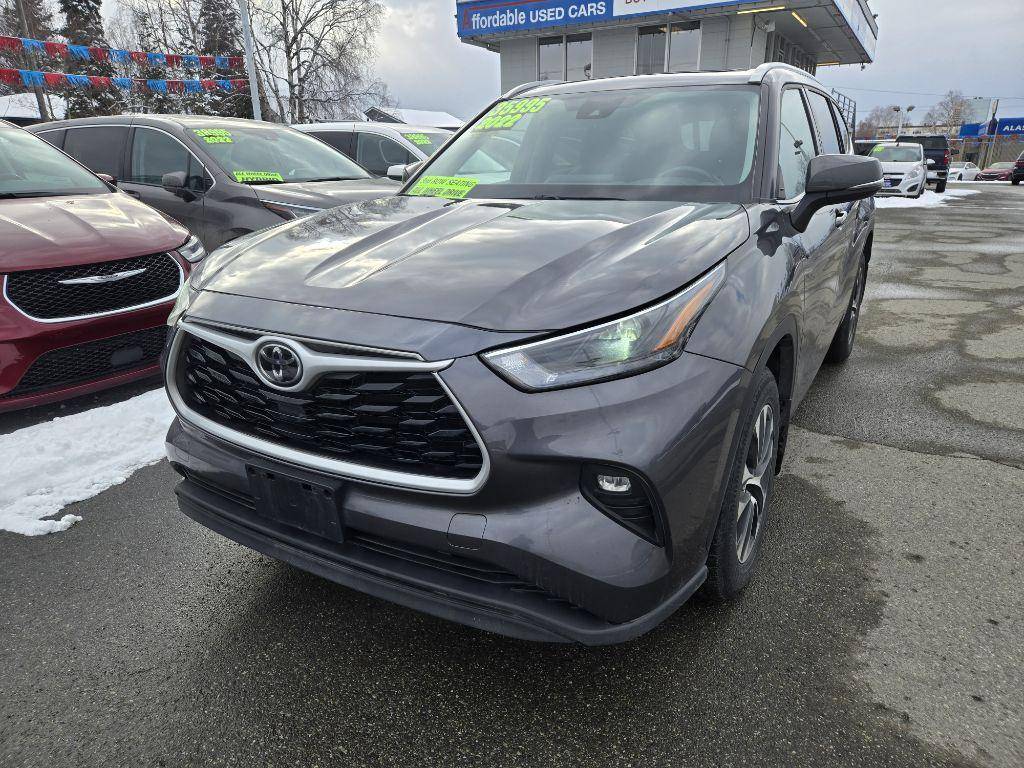 2022 Toyota Highlander XLE — SUV — 55,159 mi — Anchorage, AK