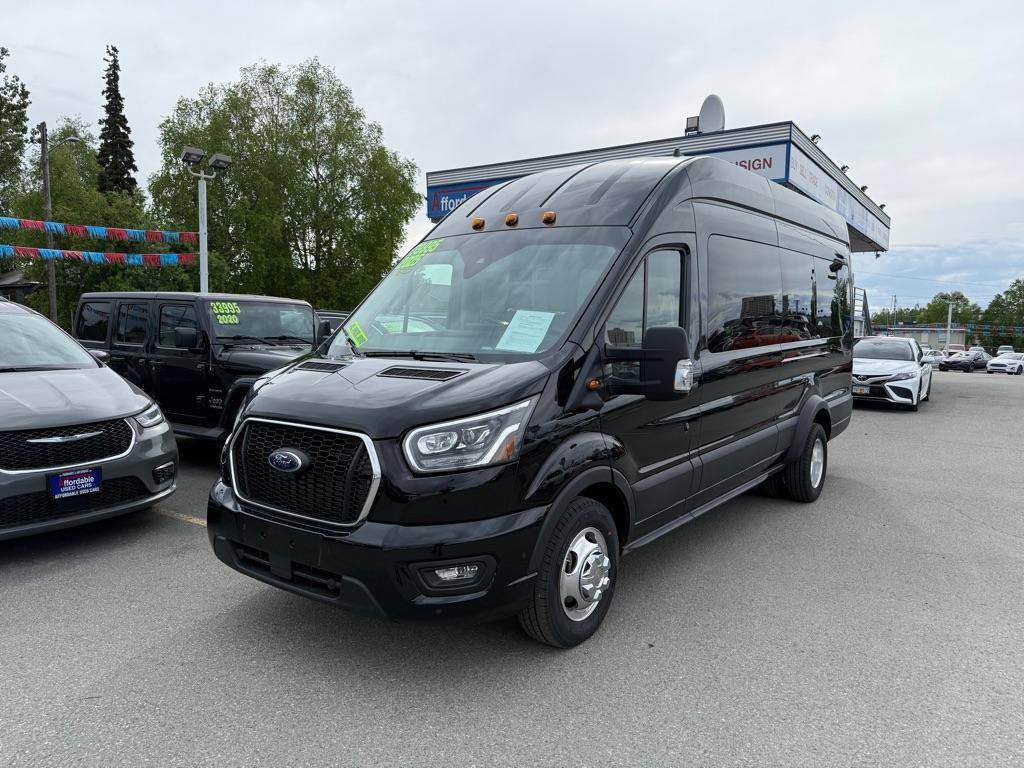 2025 Ford Transit Passenger Wagon XL — Passenger Van — 112 mi — Anchorage, AK