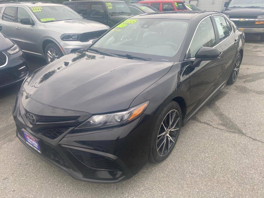 2021 Toyota Camry SE — Sedan — 66,557 mi — Anchorage, AK