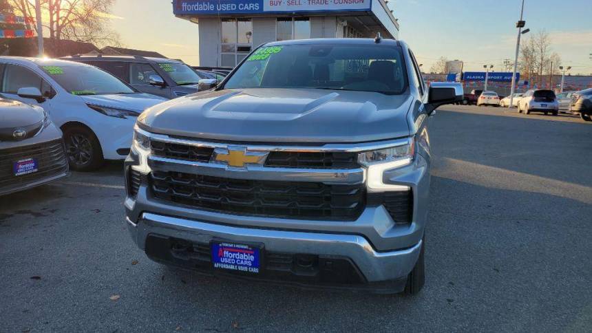 2023 Chevrolet Silverado 1500 LT — Pickup Truck — 3,271 mi — Anchorage, AK