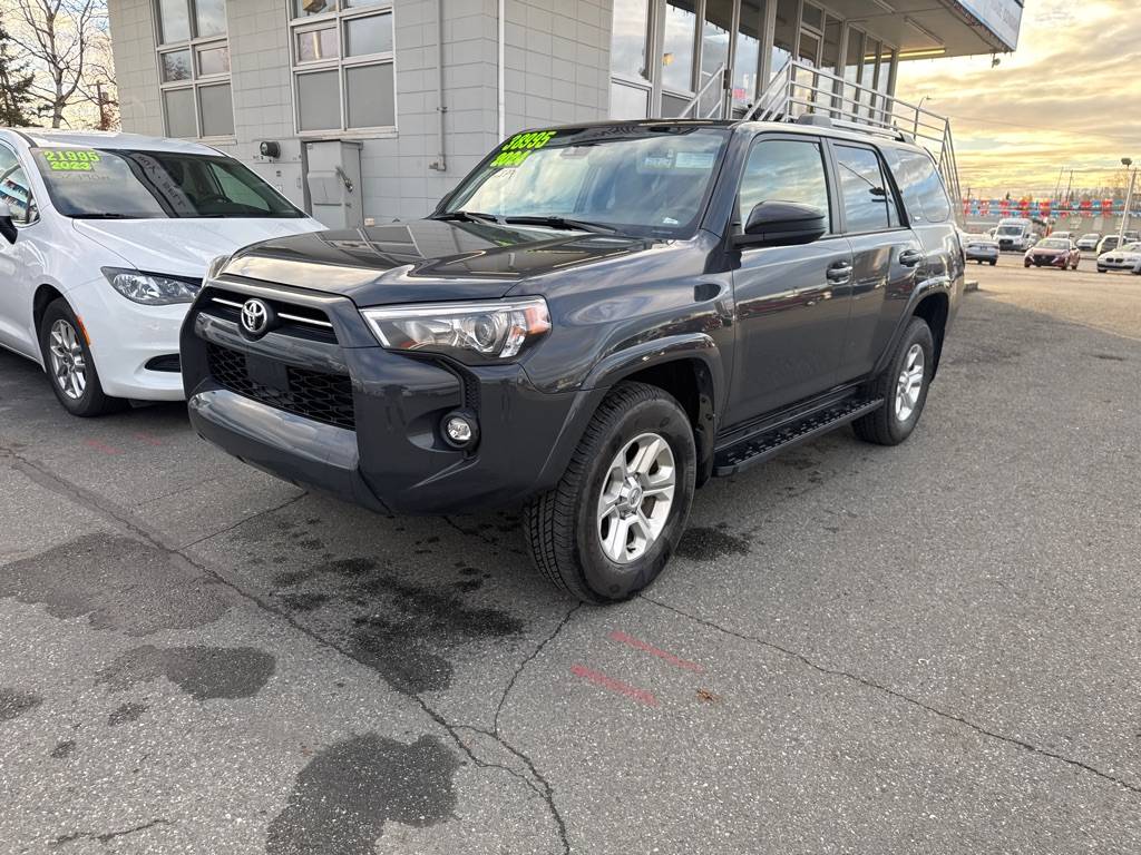 2024 Toyota 4Runner SR5