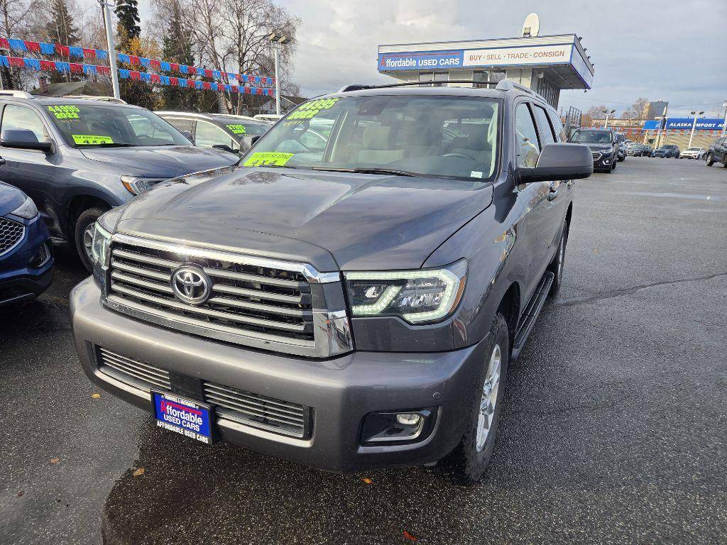 2022 Toyota Sequoia SR5