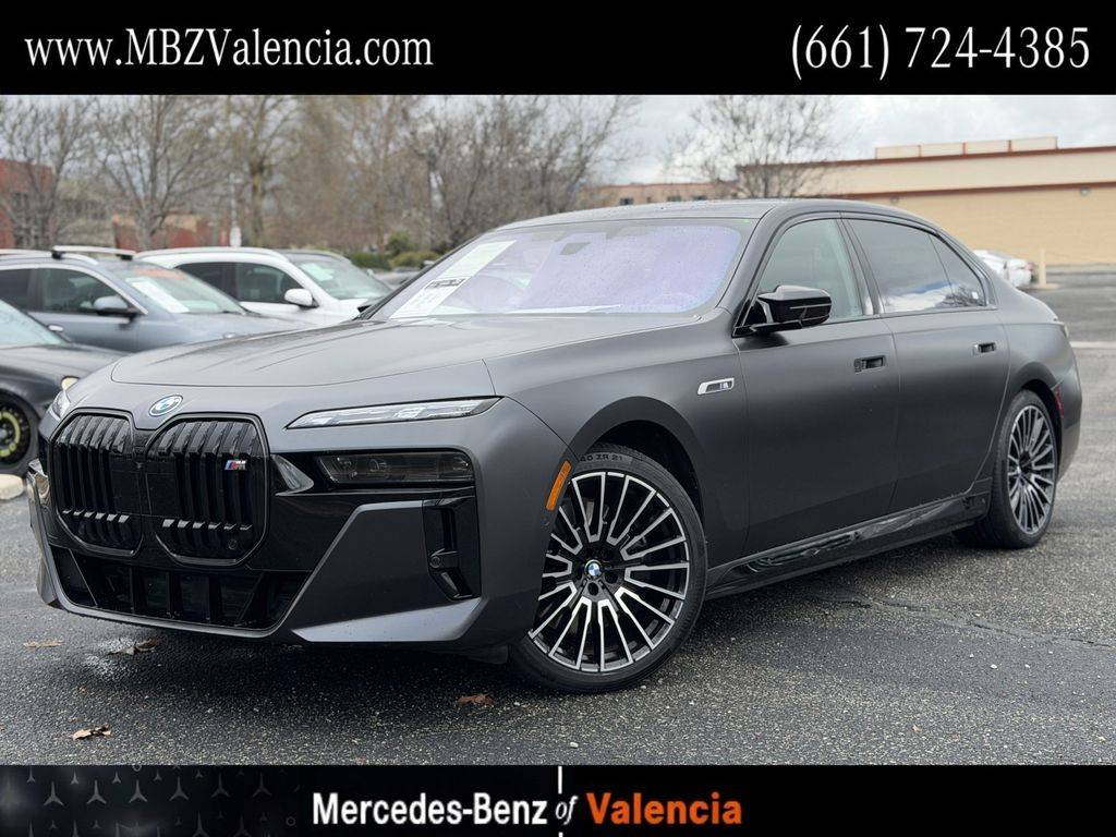 2025 BMW i7 M70 — Sedan — 18,483 mi — Valencia, CA