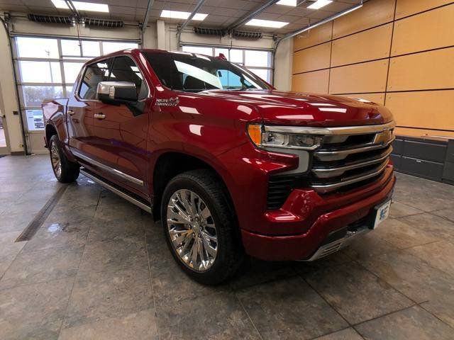 2023 Chevrolet Silverado 1500 High Country — Pickup Truck — 5,431 mi — Des Moines, IA
