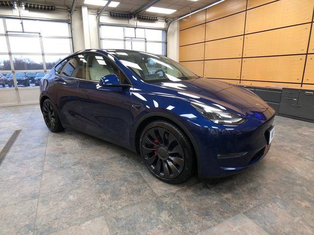 2022 Tesla Model Y Performance — SUV — 40,128 mi — Des Moines, IA