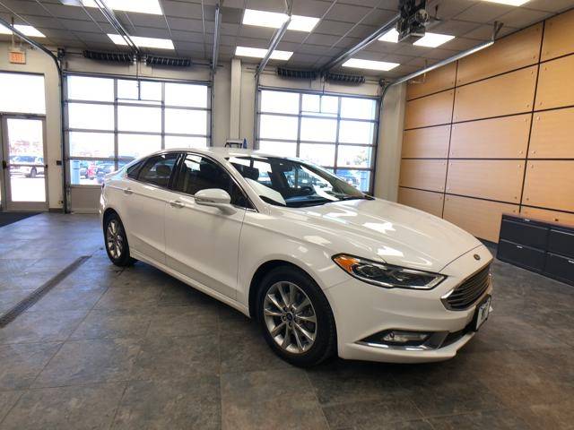 2017 Ford Fusion SE — Sedan — 98,138 mi — Des Moines, IA