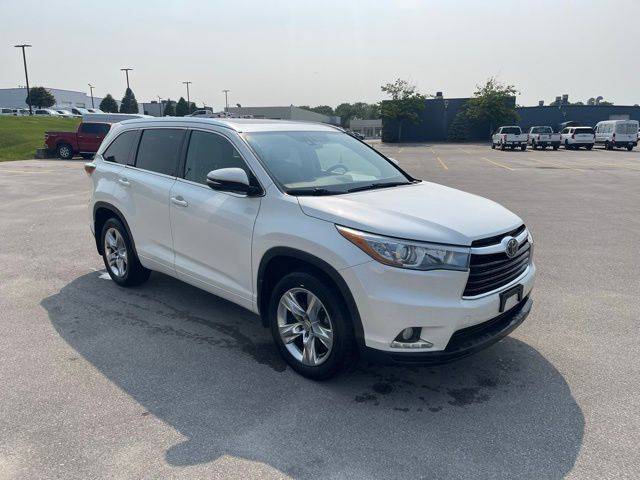 2015 Toyota Highlander Limited — SUV — 106,882 mi — Des Moines, IA