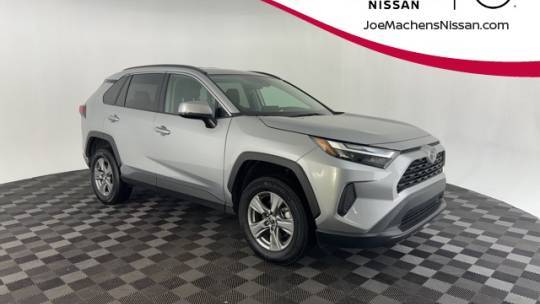 2024 Toyota RAV4 XLE — SUV — 24,121 mi — Columbia, MO