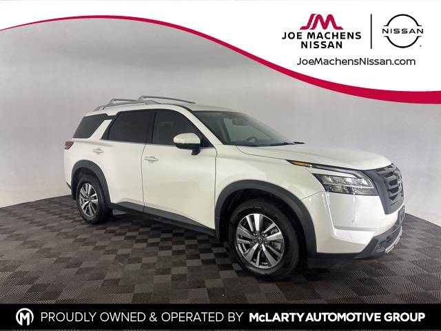 2023 Nissan Pathfinder SL — SUV — 35,794 mi — Columbia, MO