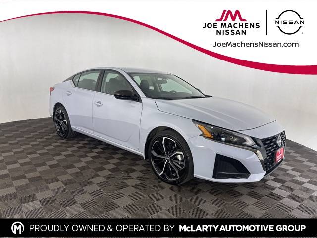 2023 Nissan Altima SR — Sedan — 16,435 mi — Columbia, MO