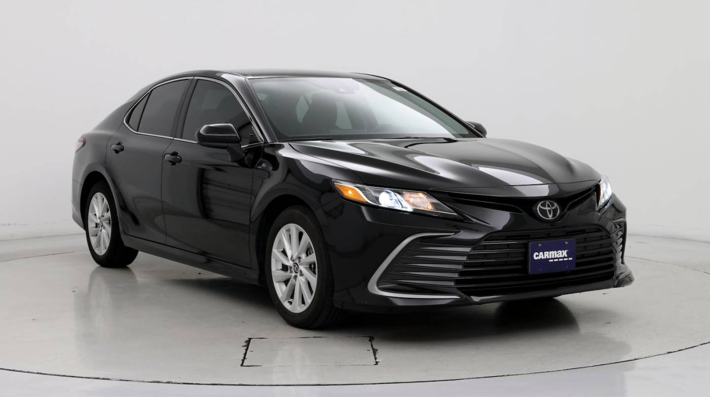 2022 Toyota Camry LE — Sedan — 22,512 mi — Las Vegas, NV