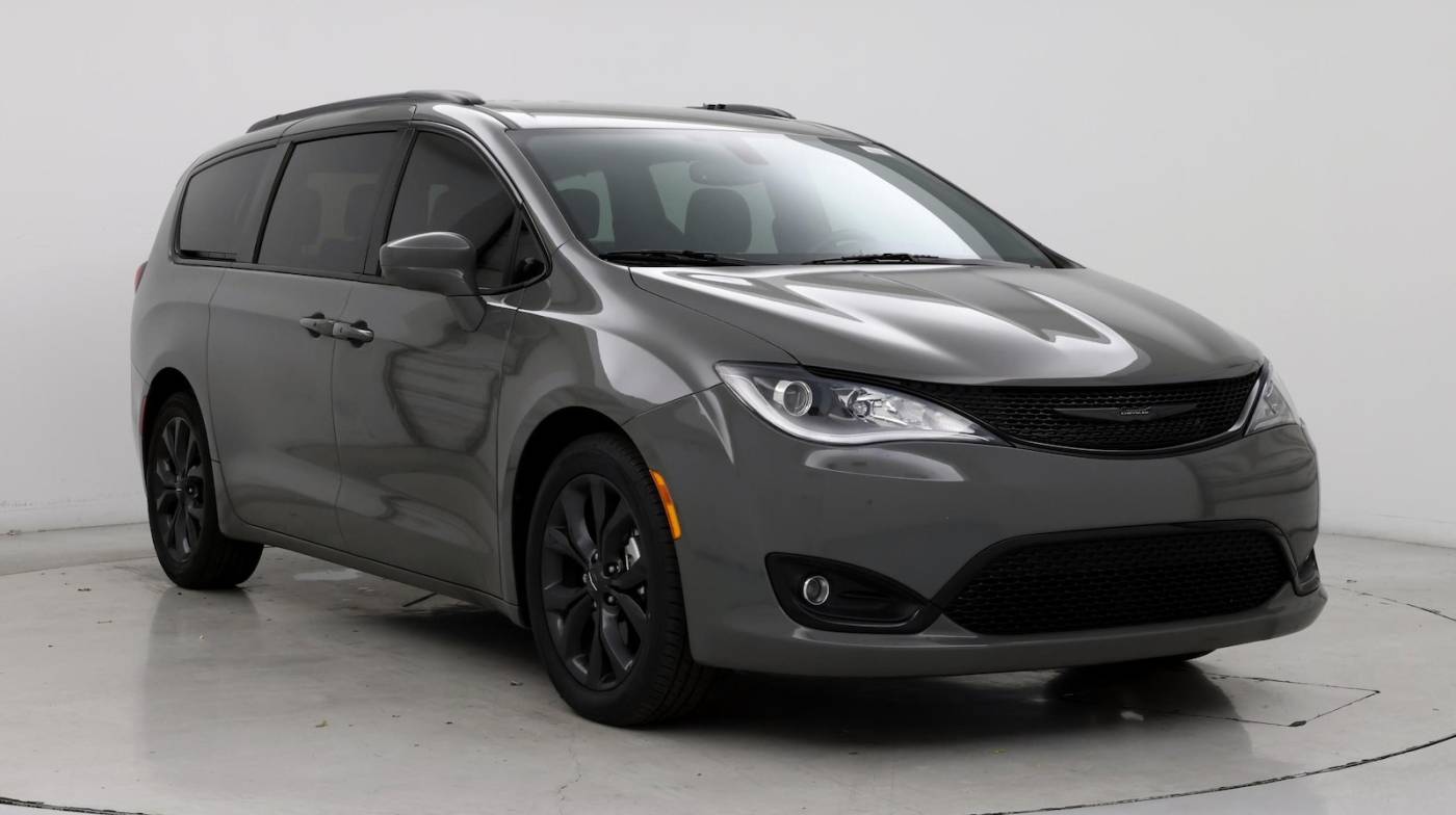 2020 Chrysler Pacifica Touring — Minivan — 54,452 mi — Las Vegas, NV